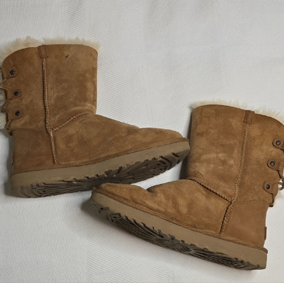 UGG Shoes - UGG Women's Brown Lace Back Boots